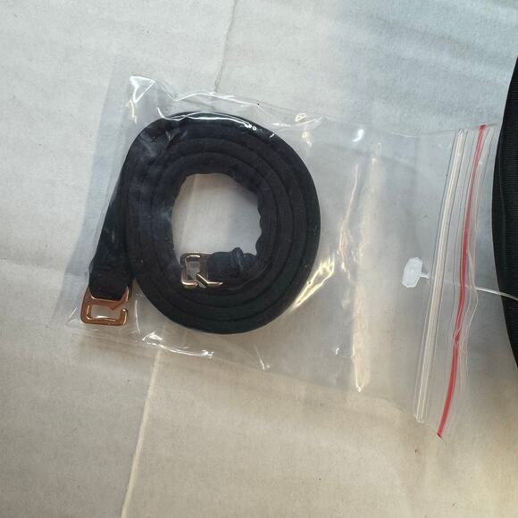 Bar III Women’s Swimwear Core Solids Twist Bandeau Bikini Top Black NWT XS - Picture 8 of 8